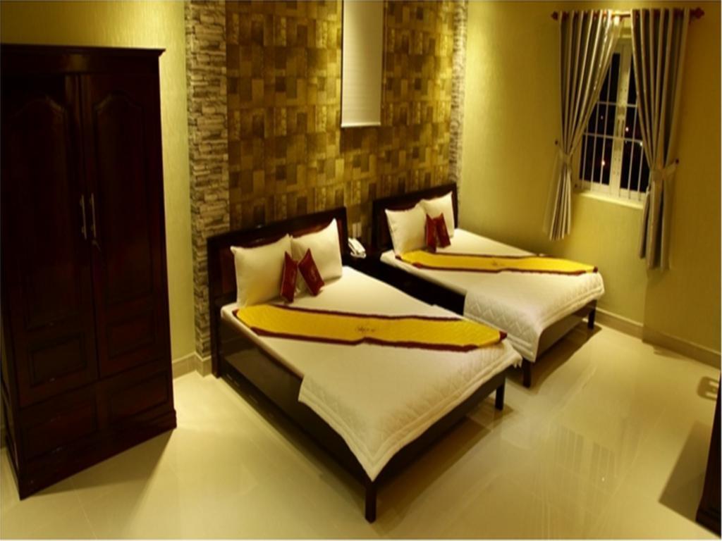 Minh Kieu Hotel My Tho Exterior photo