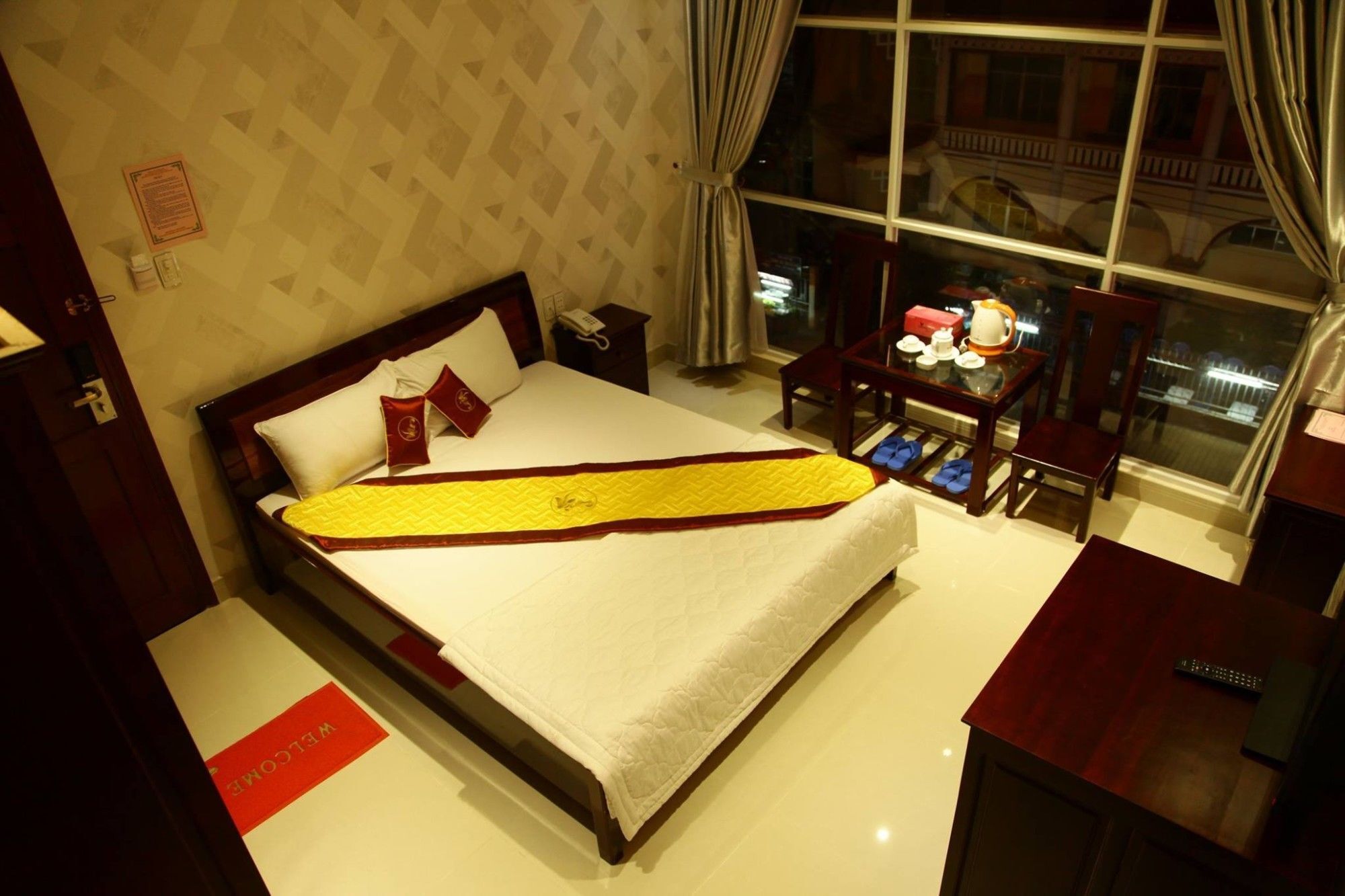 Minh Kieu Hotel My Tho Exterior photo