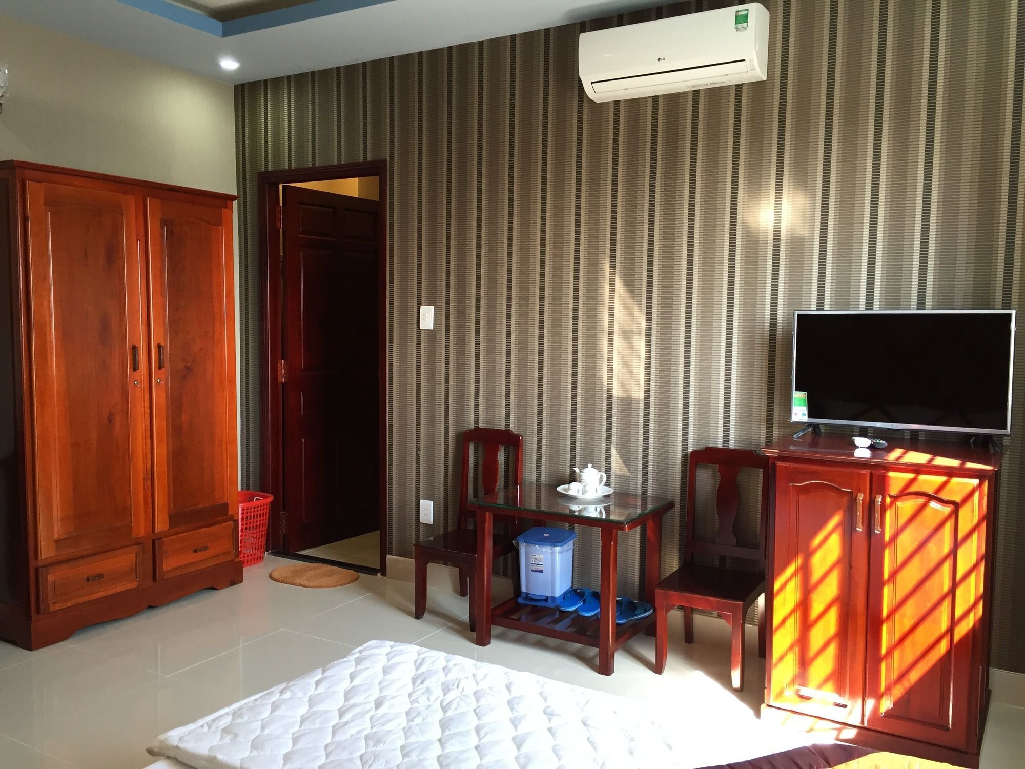 Minh Kieu Hotel My Tho Exterior photo