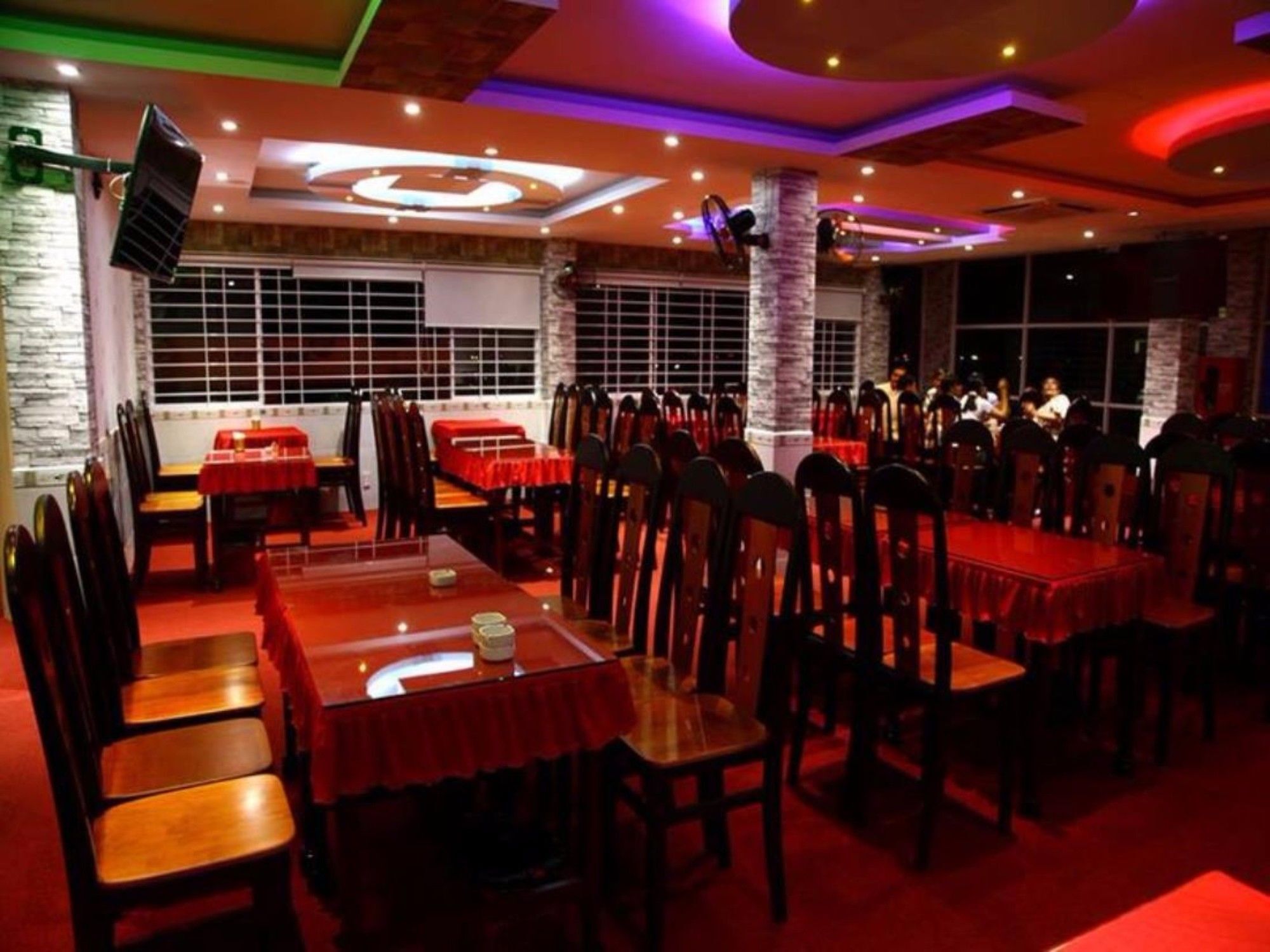 Minh Kieu Hotel My Tho Exterior photo